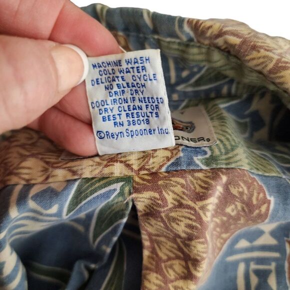 Vintage 90s Reyn Spooner Eddy Hawaiian Aloha Shirt Mens Size M Blue Pineapple - Picture 4 of 4